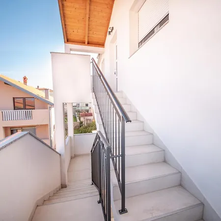 Aurora * Ζαντάρ